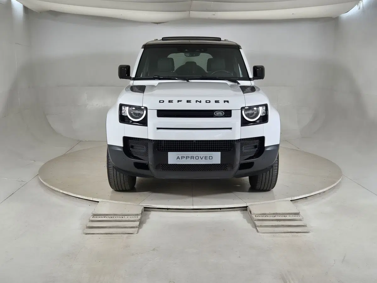 Land Rover Defender usata a Torino (8)