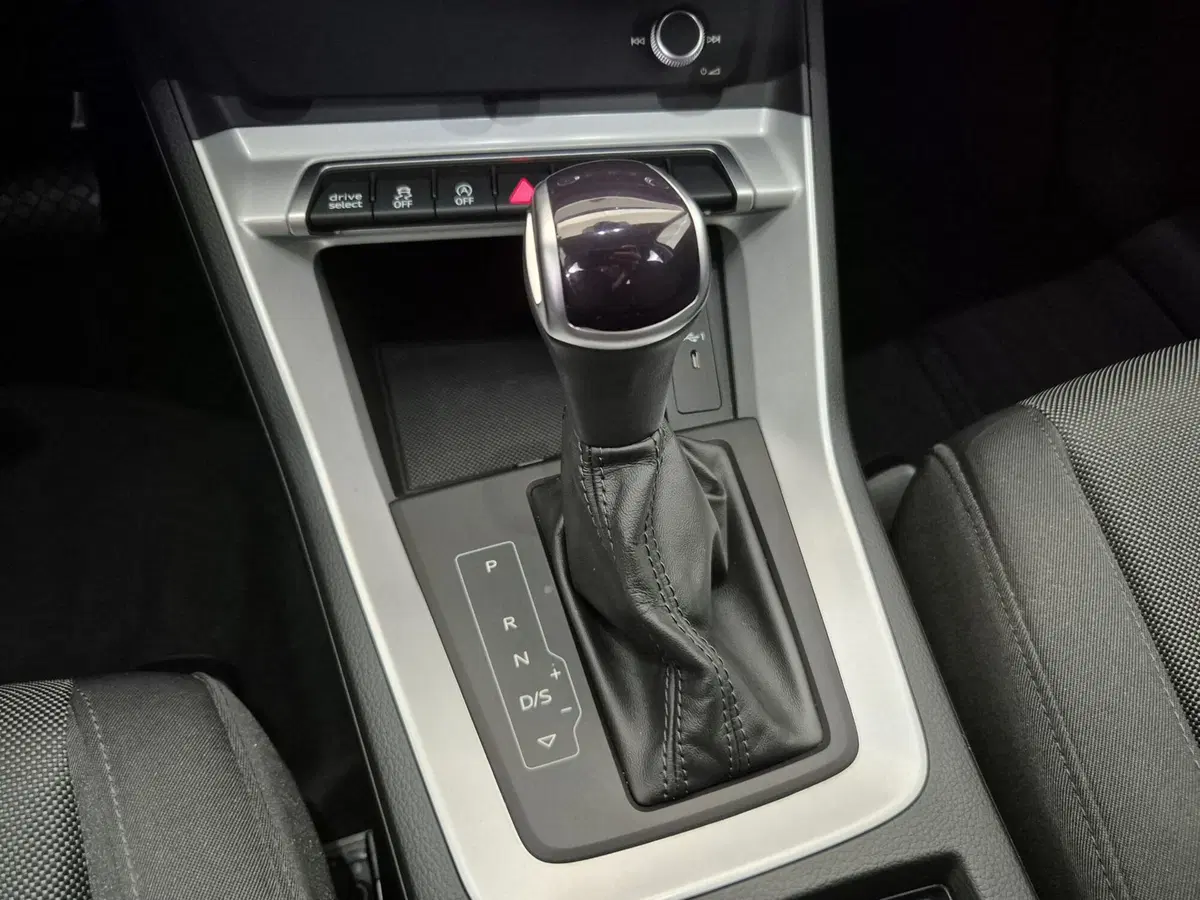 Audi Q3 Sportback usata a Torino (11)