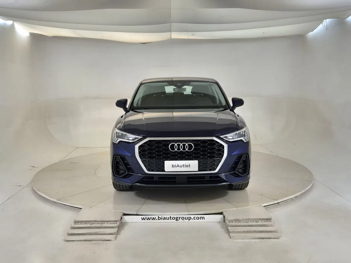 Audi Q3 Sportback usata a Torino (2)