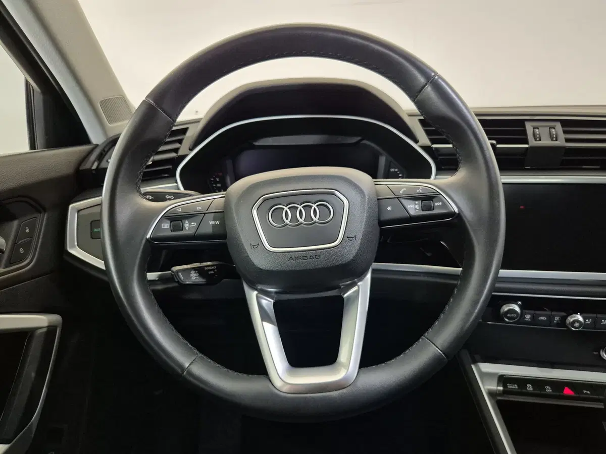 Audi Q3 Sportback usata a Torino (9)