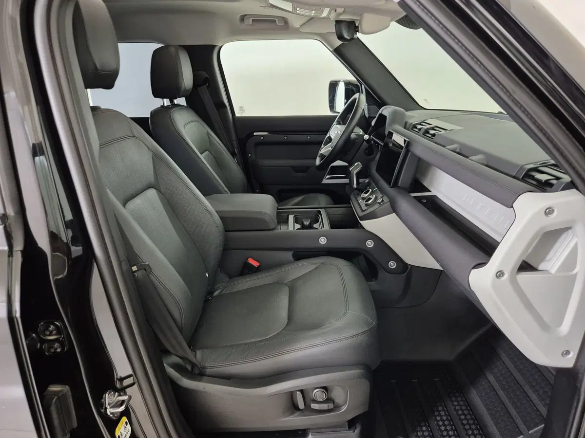 Land Rover Defender usata a Torino (3)