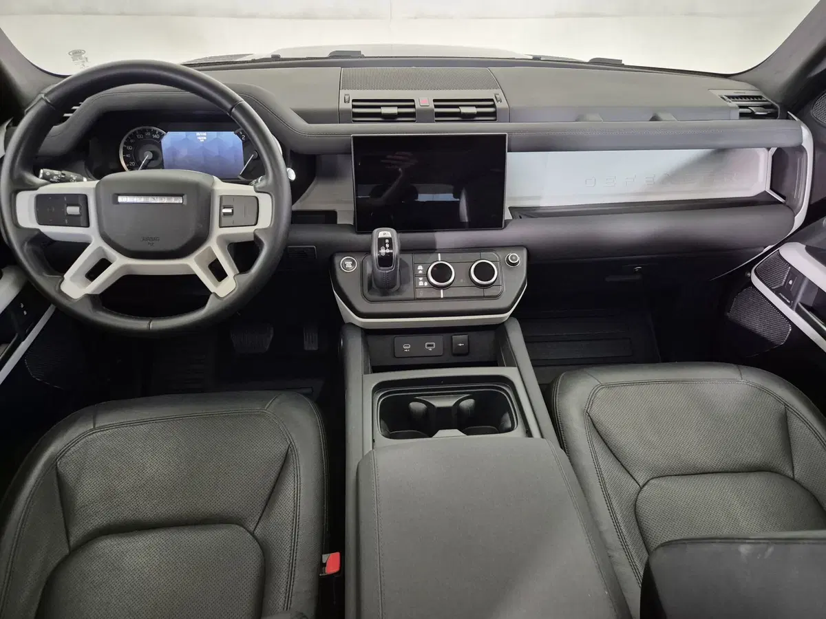 Land Rover Defender usata a Torino (4)