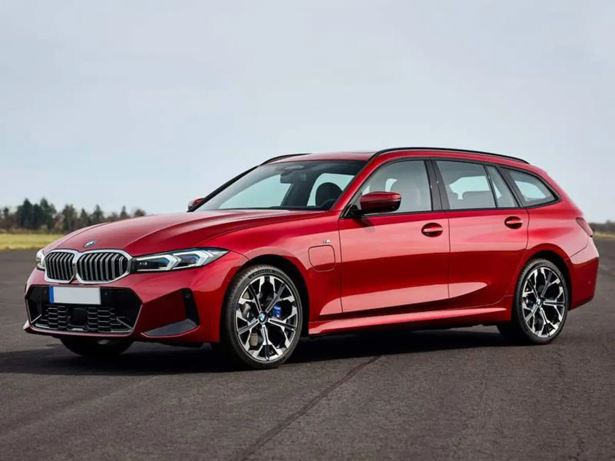 BMW Serie 3 Touring nuova a Torino (2)