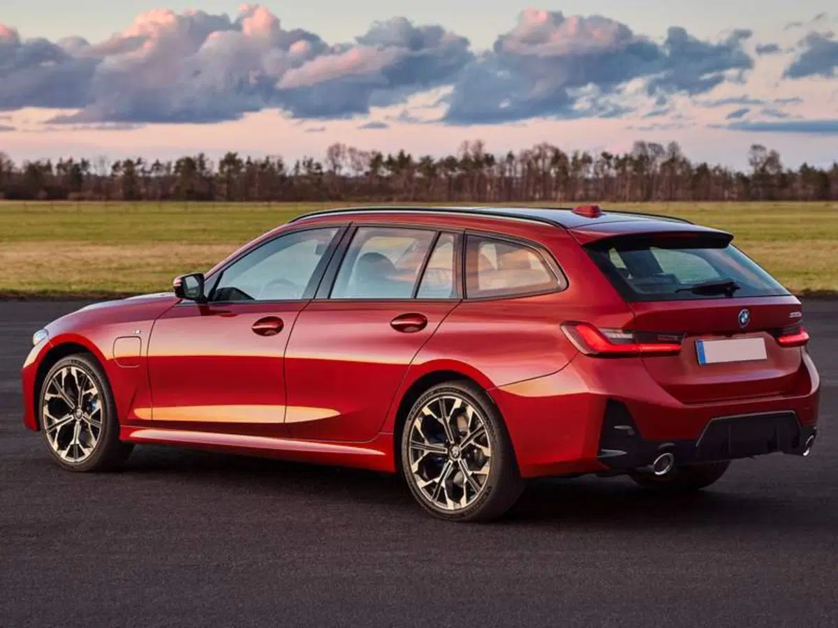 BMW Serie 3 Touring nuova a Torino (5)