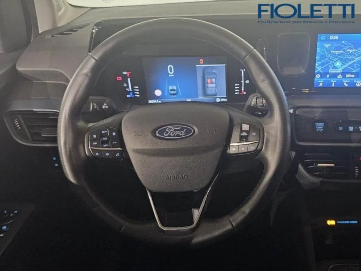 Ford Tourneo Courier usata a Brescia (7)