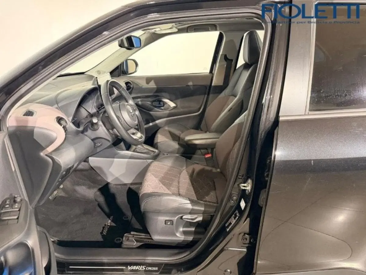 Toyota Yaris Cross usata a Brescia (12)