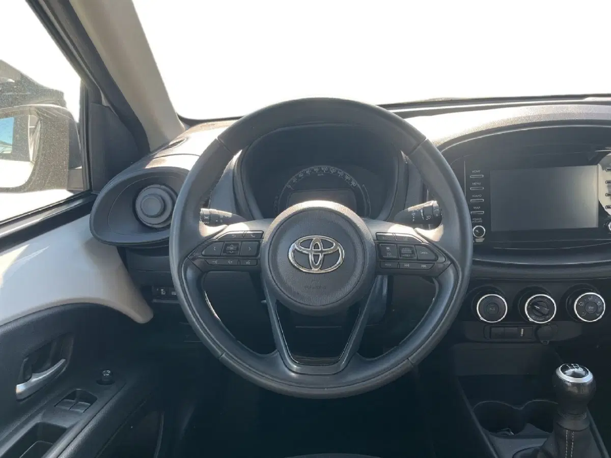 Toyota Aygo X usata a Torino (8)