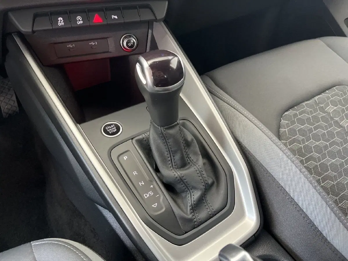 Audi A1 Sportback usata a Torino (13)