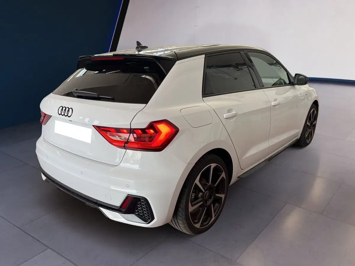 Audi A1 Sportback usata a Torino (6)