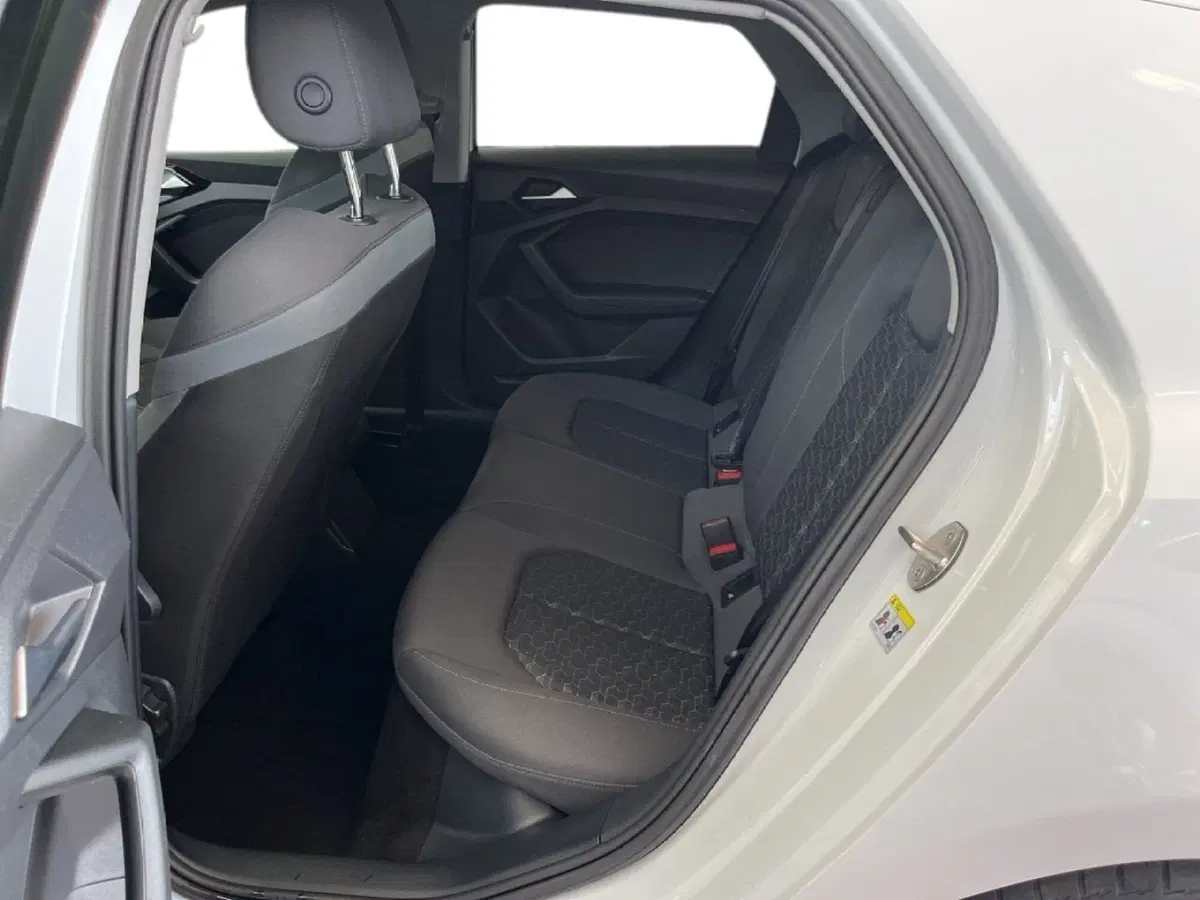 Audi A1 Sportback usata a Torino (9)