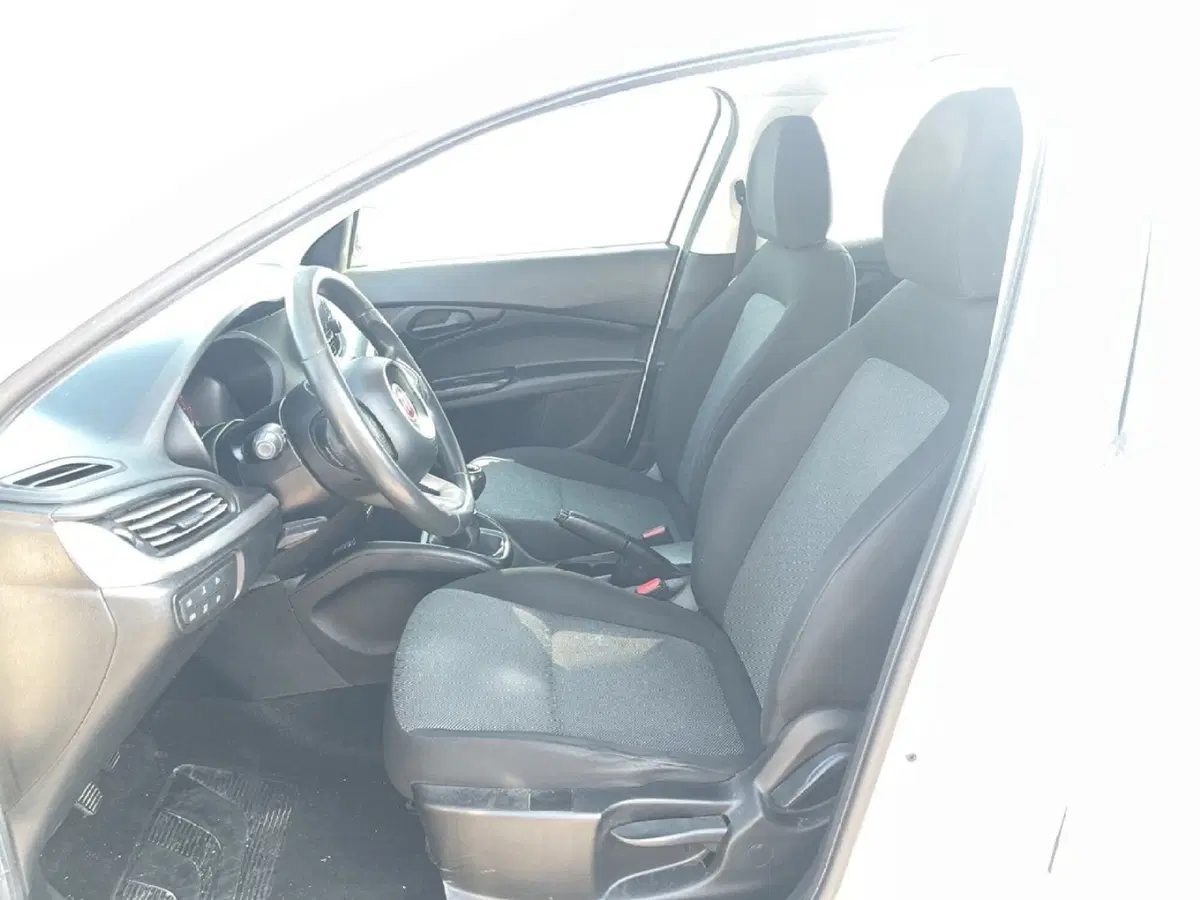 Fiat Tipo usata a Torino (9)