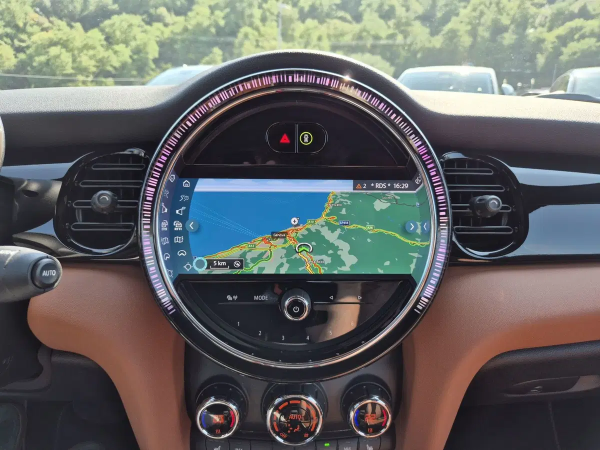 MINI Mini Cabrio usata  (11)