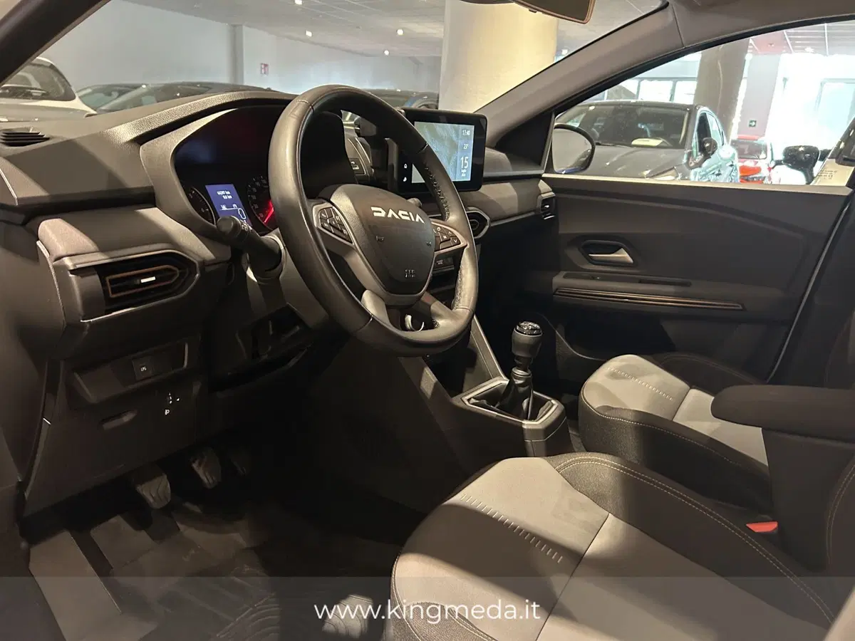 Dacia Sandero usata a Monza e Brianza (12)