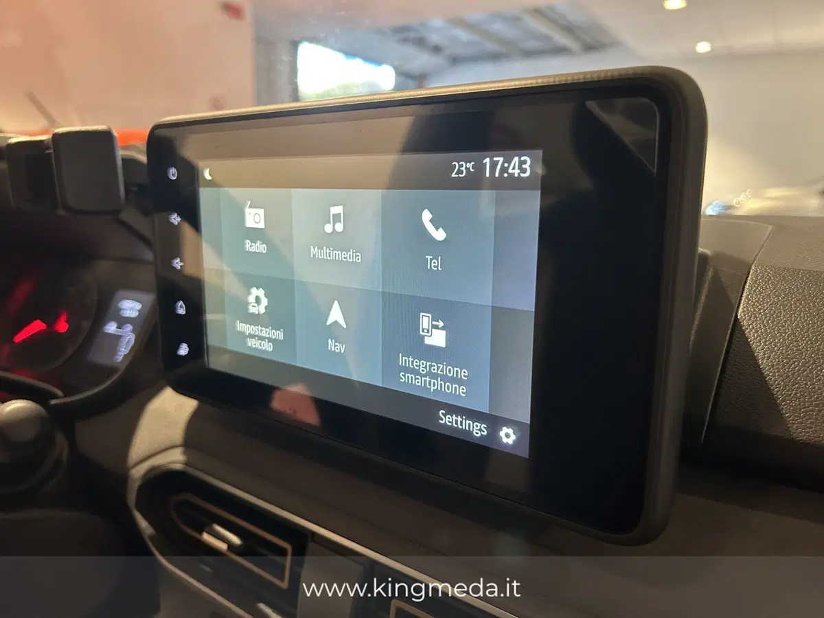 Dacia Sandero usata a Monza e Brianza (9)