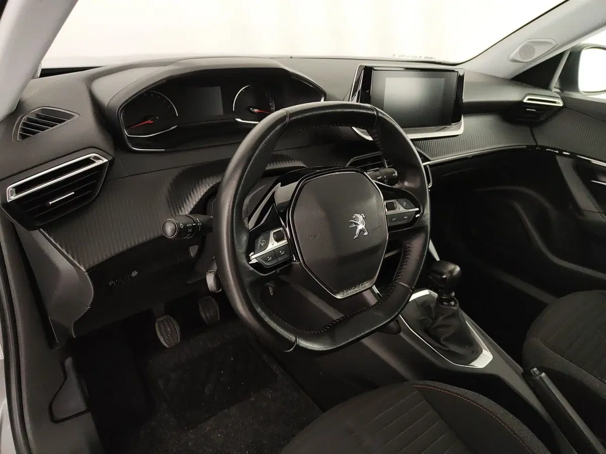 Peugeot 2008 usata a Caserta (16)