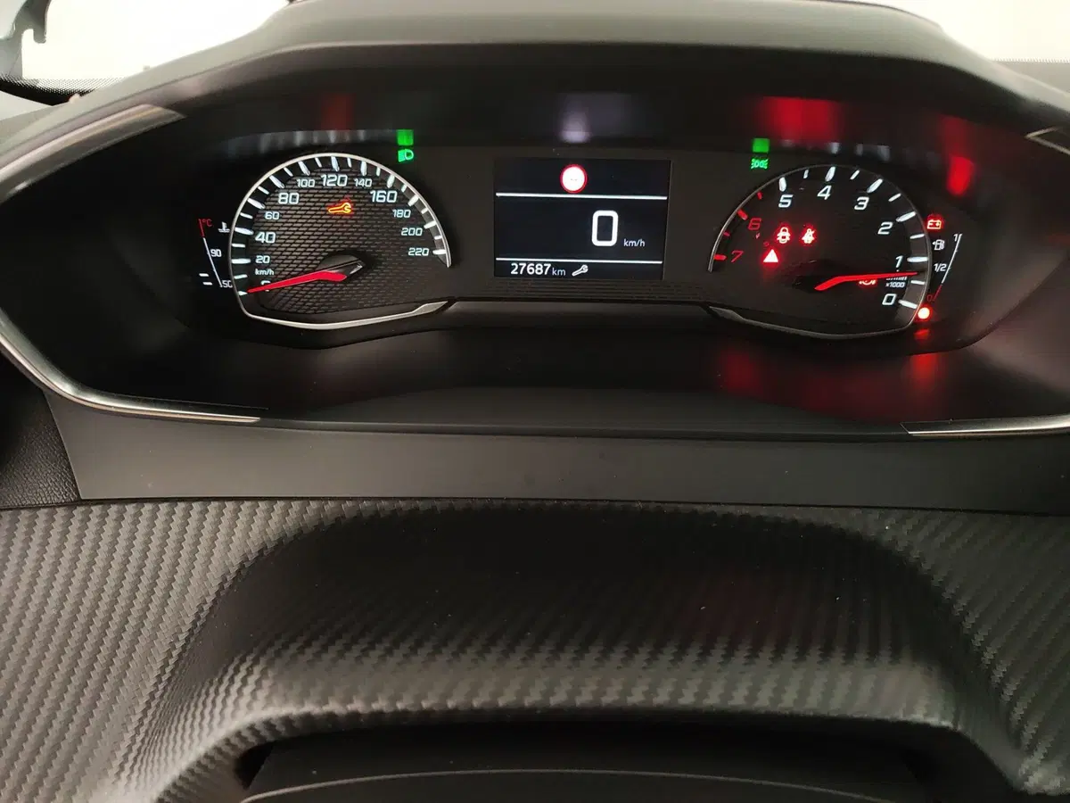 Peugeot 2008 usata a Caserta (18)