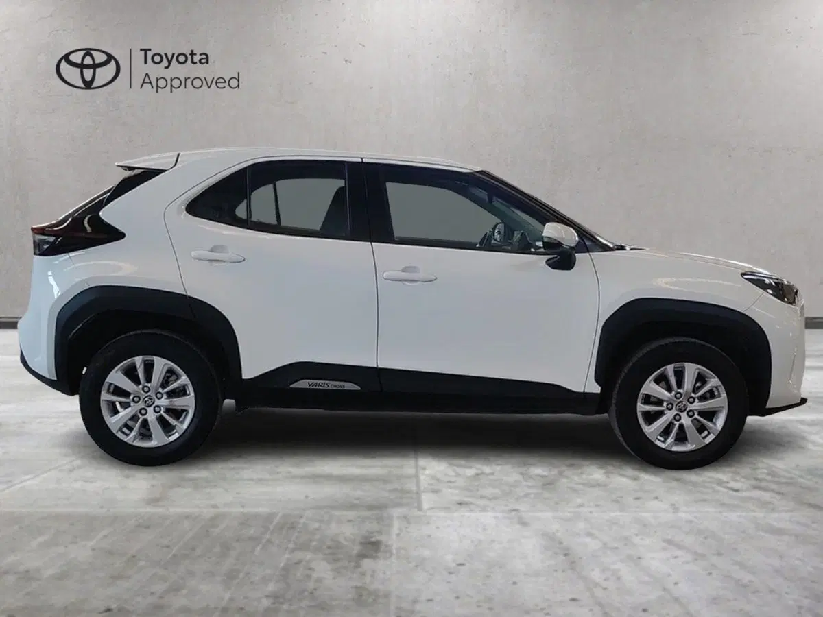 Toyota Yaris Cross usata a Milano (5)