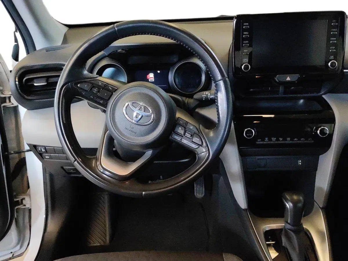 Toyota Yaris Cross usata a Milano (9)