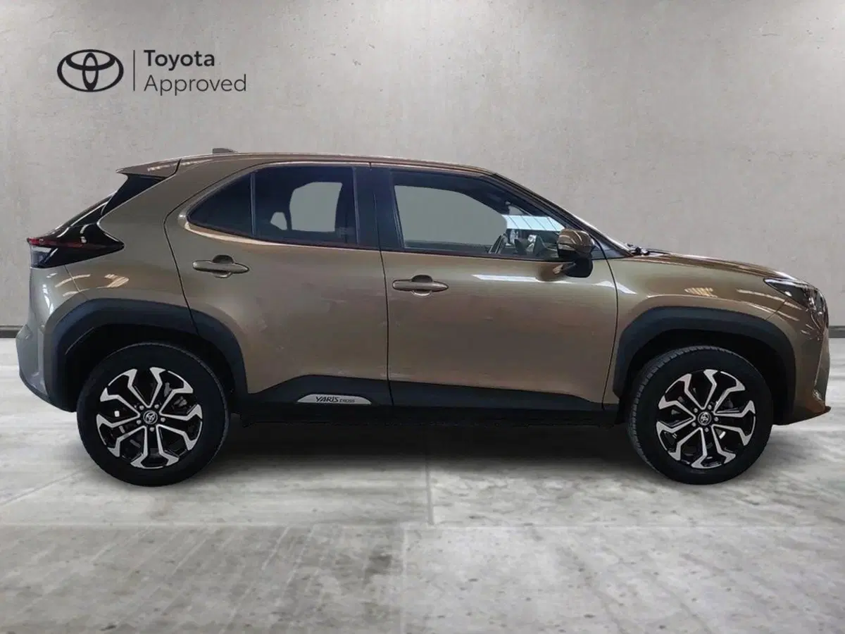 Toyota Yaris Cross usata a Milano (4)
