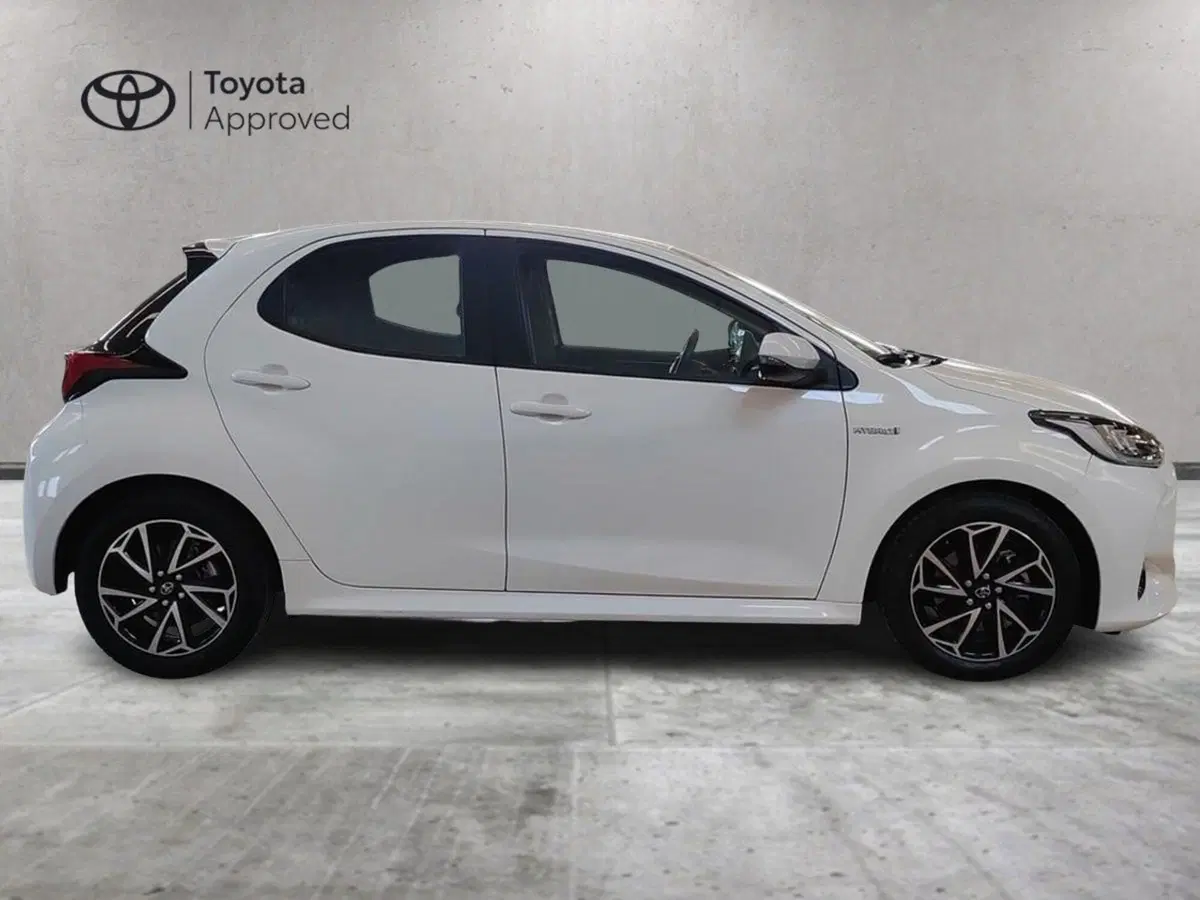 Toyota Yaris usata a Milano (4)