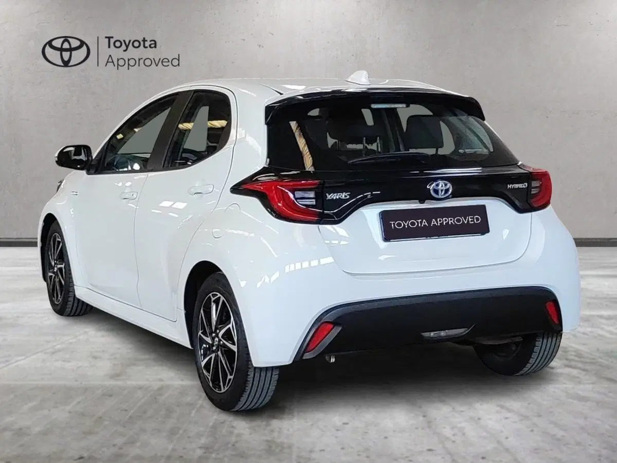 Toyota Yaris usata a Milano (5)