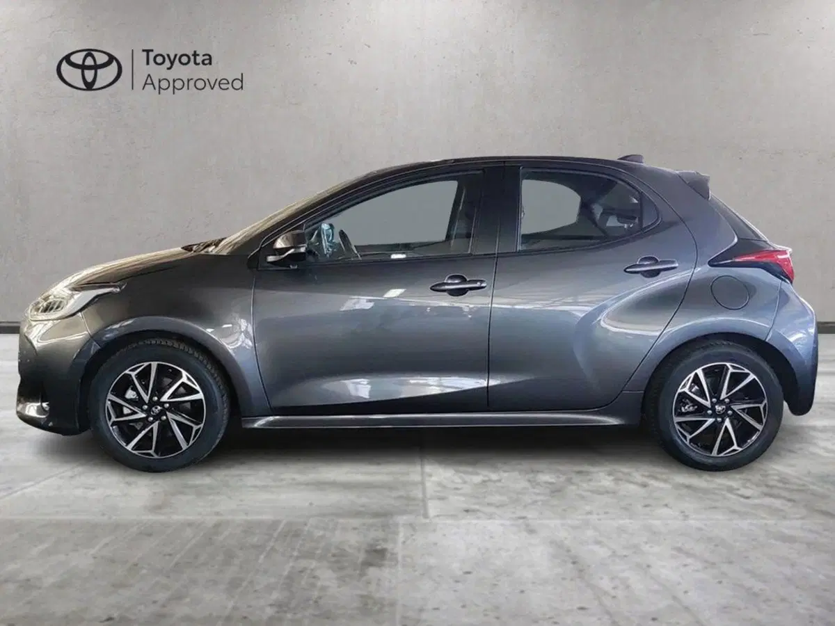 Toyota Yaris usata a Milano (4)