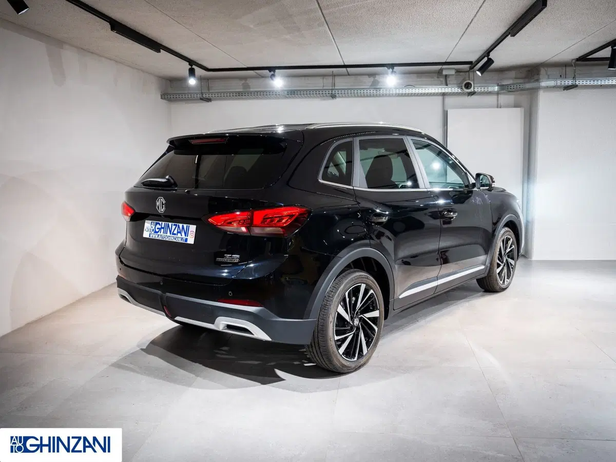 Mg ZS EV nuova a Bergamo (7)