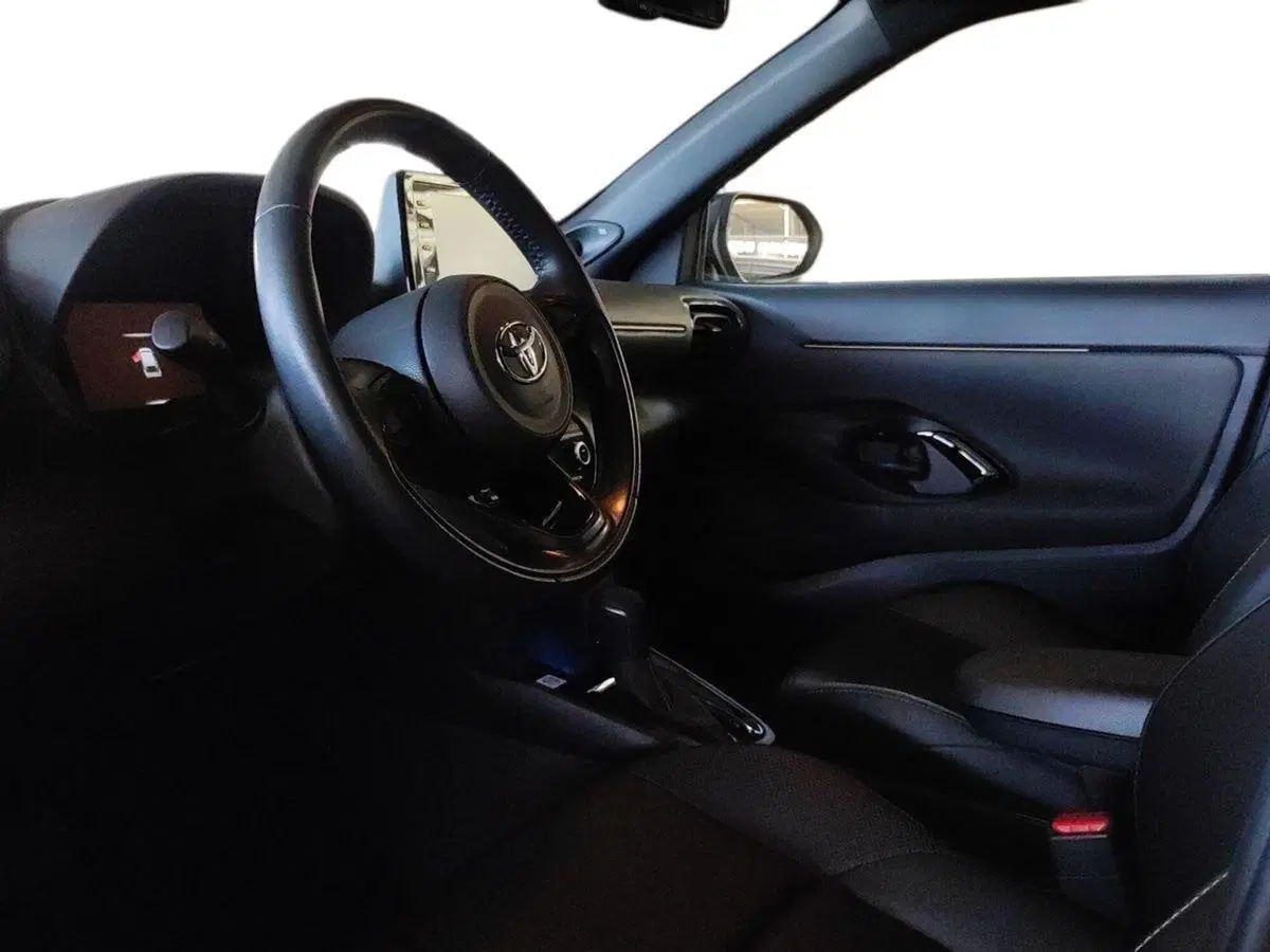 Toyota Yaris Cross usata a Milano (8)