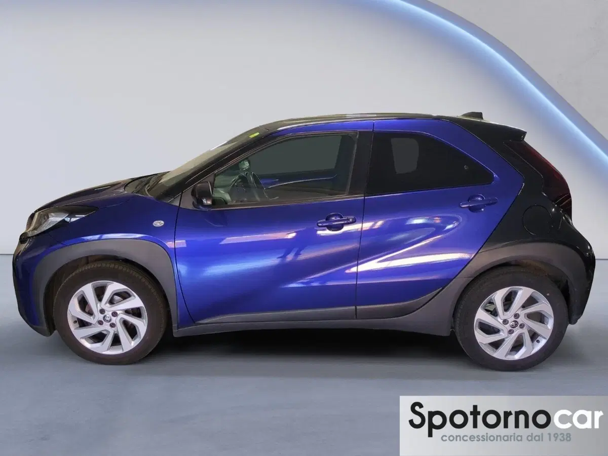 Toyota Aygo X usata a Milano (2)