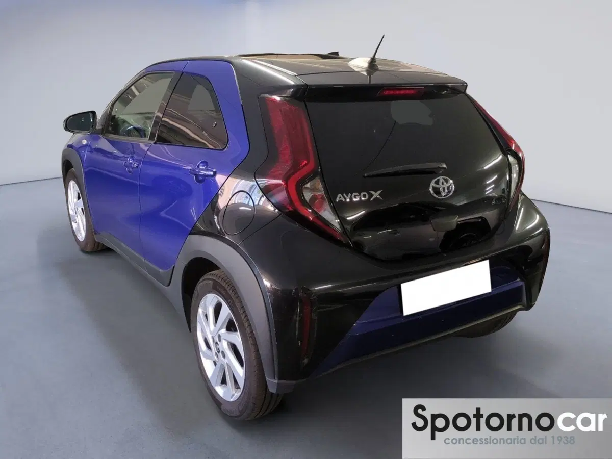 Toyota Aygo X usata a Milano (3)