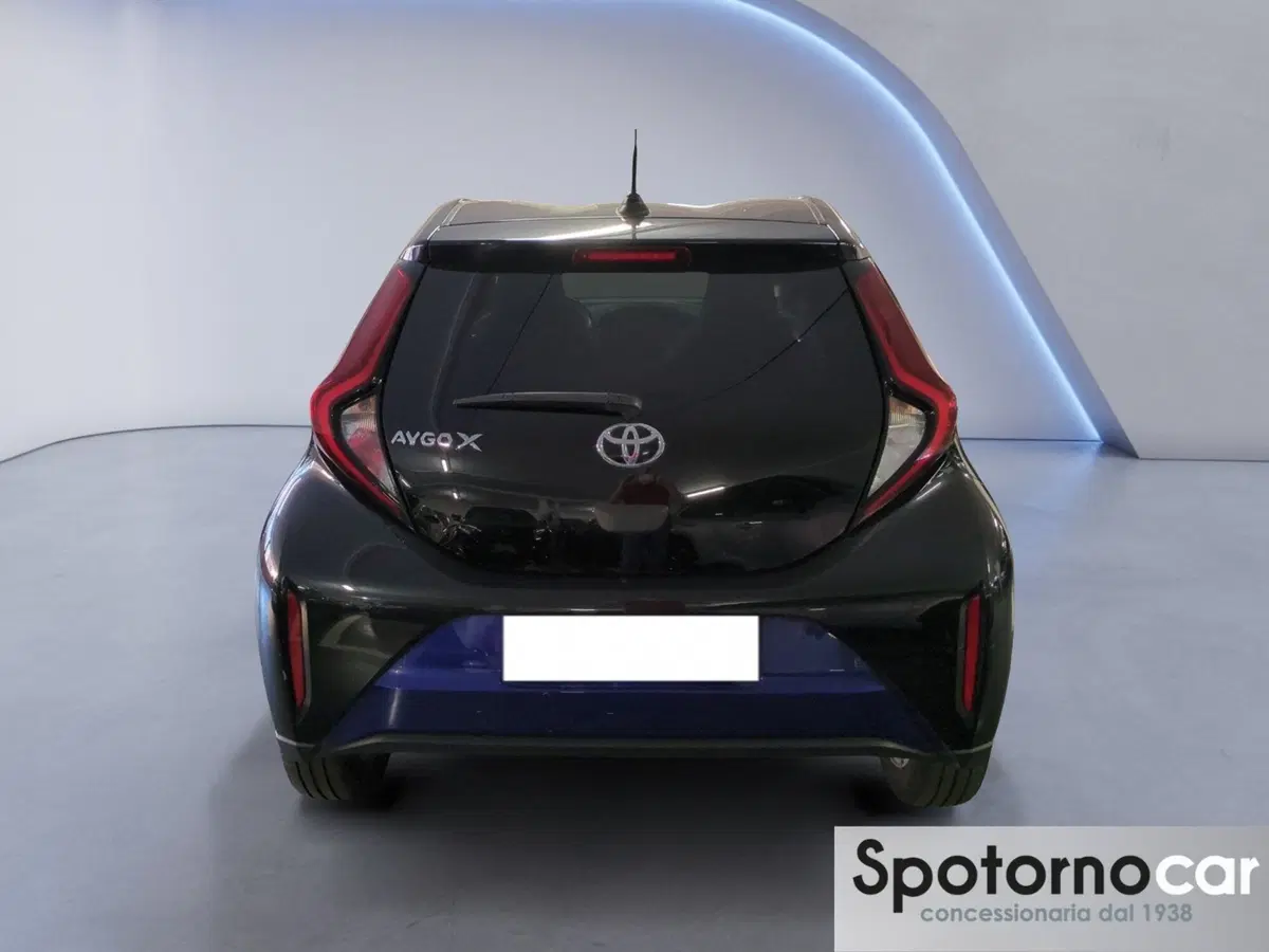 Toyota Aygo X usata a Milano (4)