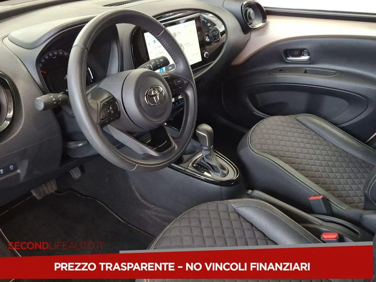 Toyota Aygo X usata a Chieti (18)