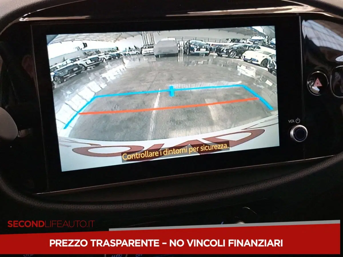 Toyota Aygo X usata a Chieti (8)