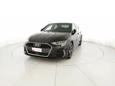 Audi A3 Sedan 2.0 tdi S line edition 150cv s-tronic del 2023 usata a San Salvo