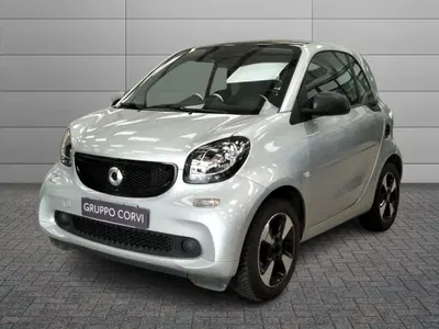 smart Fortwo 70 1.0 twinamic Youngster del 2019 usata a Frascati