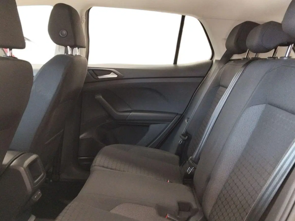 Volkswagen T-Cross usata a Roma (10)