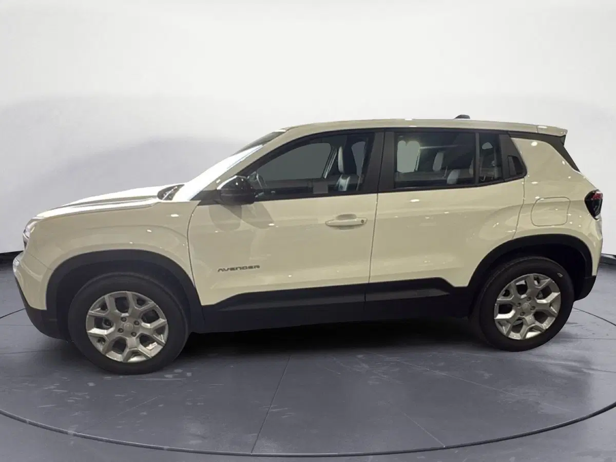Jeep Avenger nuova a Agrigento (2)