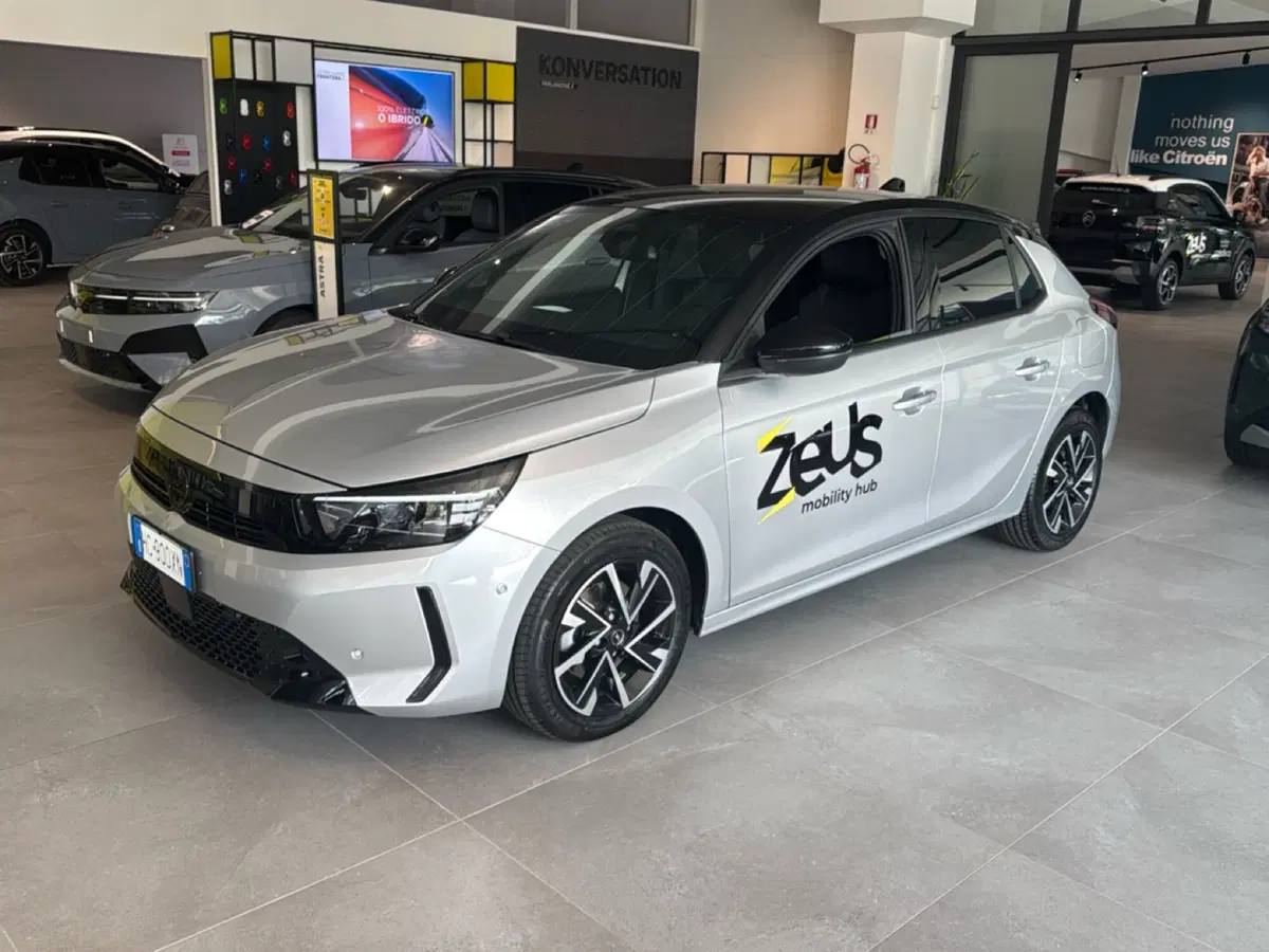 Opel Corsa nuova a Bologna