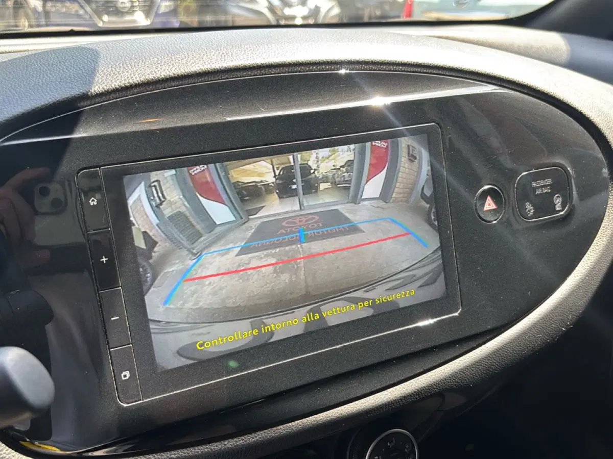 Toyota Aygo X usata a Modena (7)
