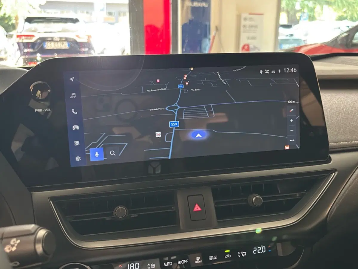 Lexus UX usata a Bologna (12)