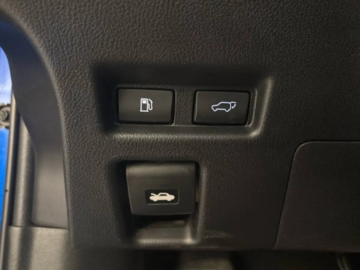 Lexus UX usata a Bologna (17)