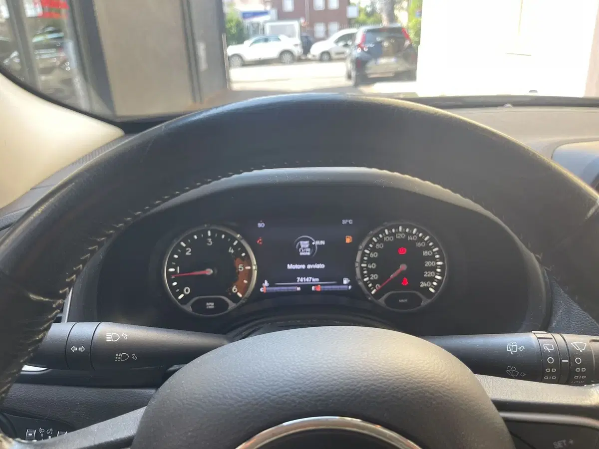 Jeep Renegade usata a Bologna (17)