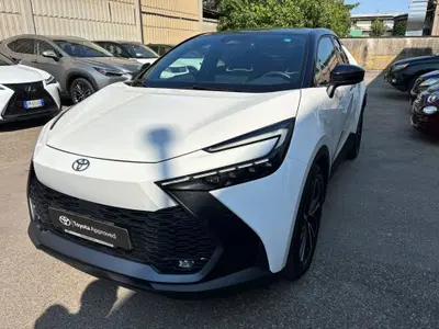 Toyota Toyota C-HR 2.0 phev Lounge fwd e-cvt del 2025 usata a Modena
