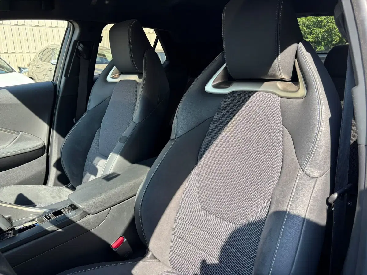 Toyota Toyota C-HR usata a Modena (13)