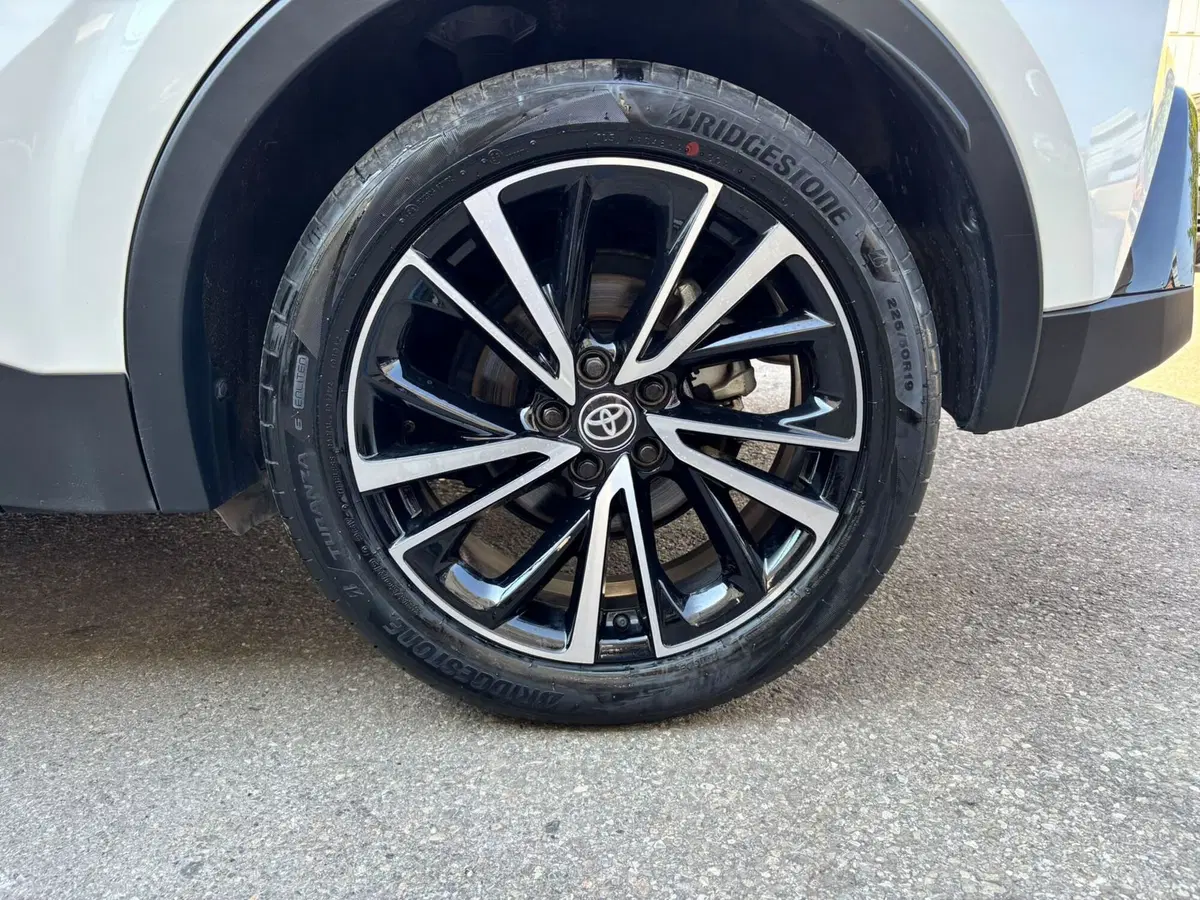 Toyota Toyota C-HR usata a Modena (16)