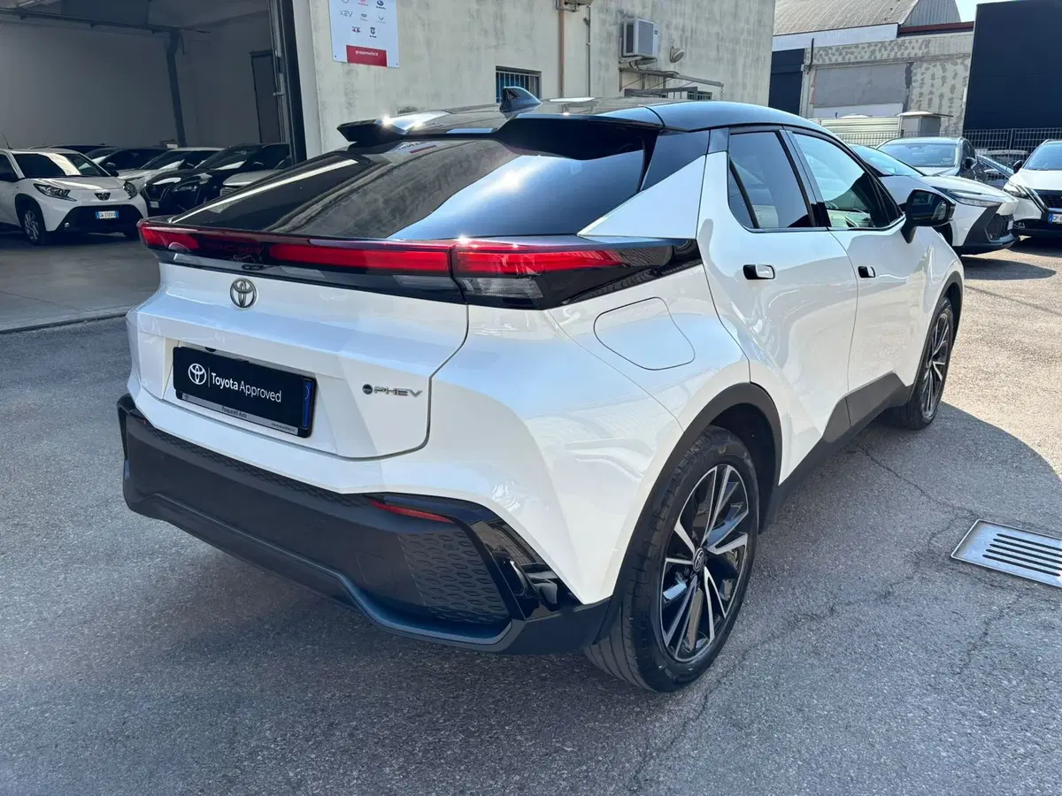 Toyota Toyota C-HR usata a Modena (8)