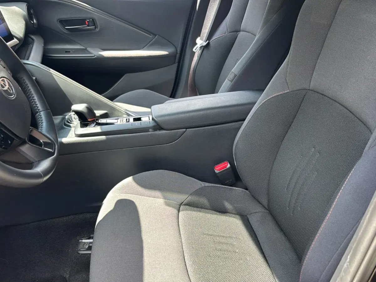 Toyota Toyota C-HR usata a Bologna (8)