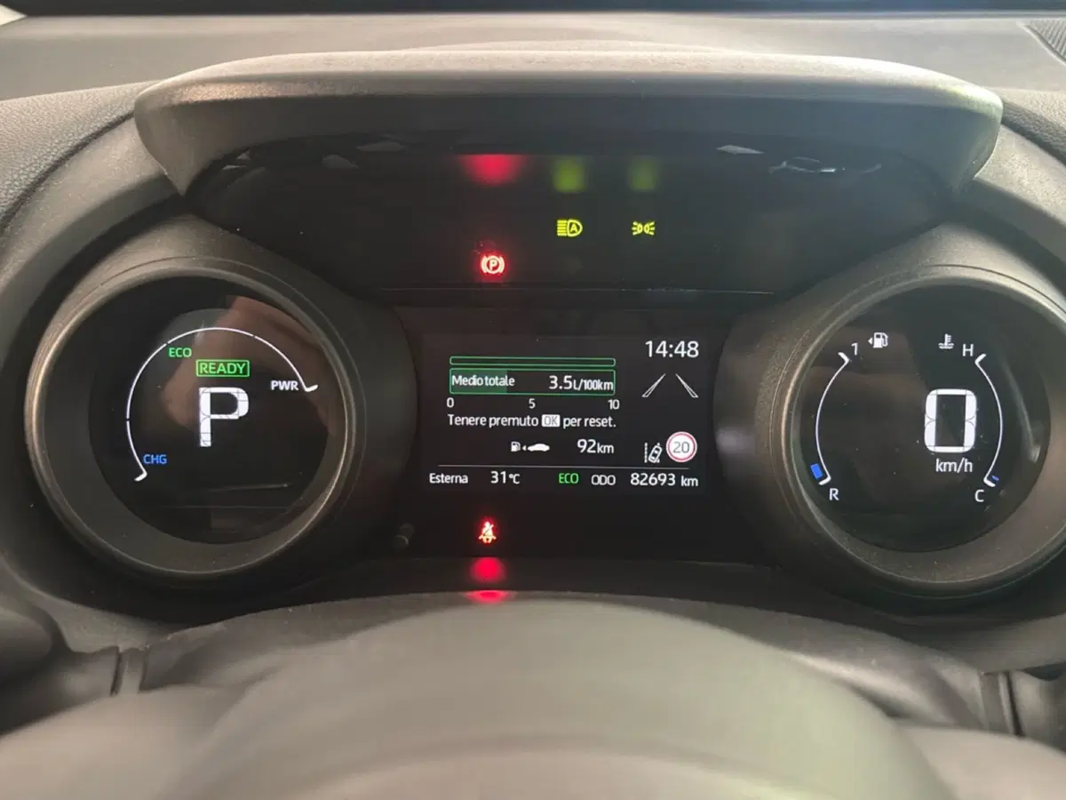 Toyota Yaris usata a Bologna (10)