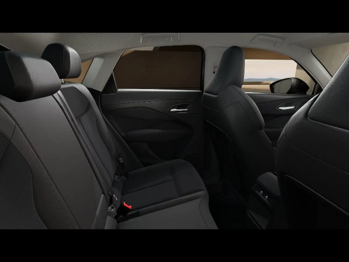 Audi Q3 Sportback nuova a Pisa (10)