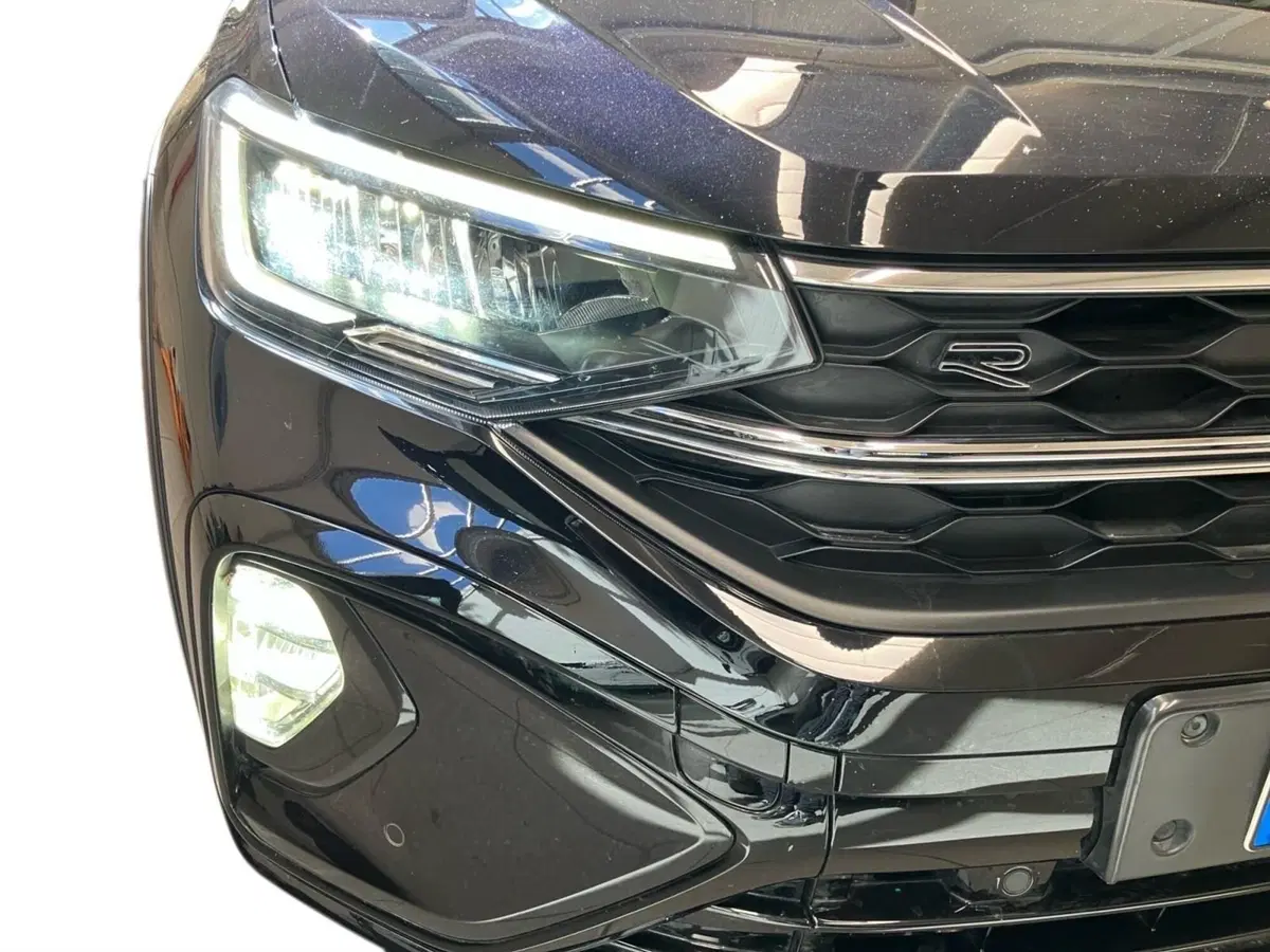 Volkswagen Taigo usata a Bologna (13)
